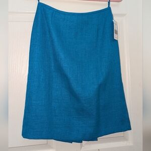 New with Tags Woven Blue Tahari Skirt